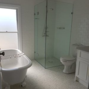 Bathroom Wall & Floor Tiling Picture 1